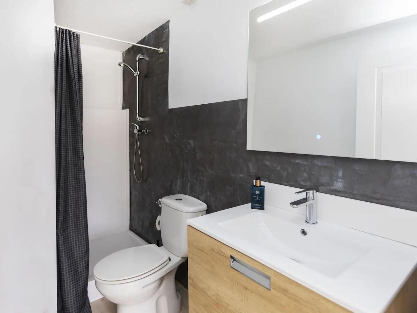 Casa Canyet Con Piscina A Un Paso De Barcelona Y La Playa Badalona Eksteriør bilde