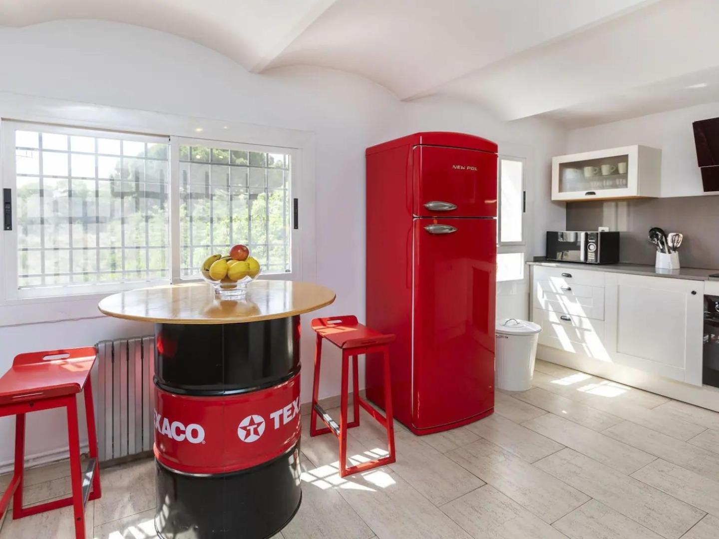 Casa Canyet Con Piscina A Un Paso De Barcelona Y La Playa Badalona Eksteriør bilde